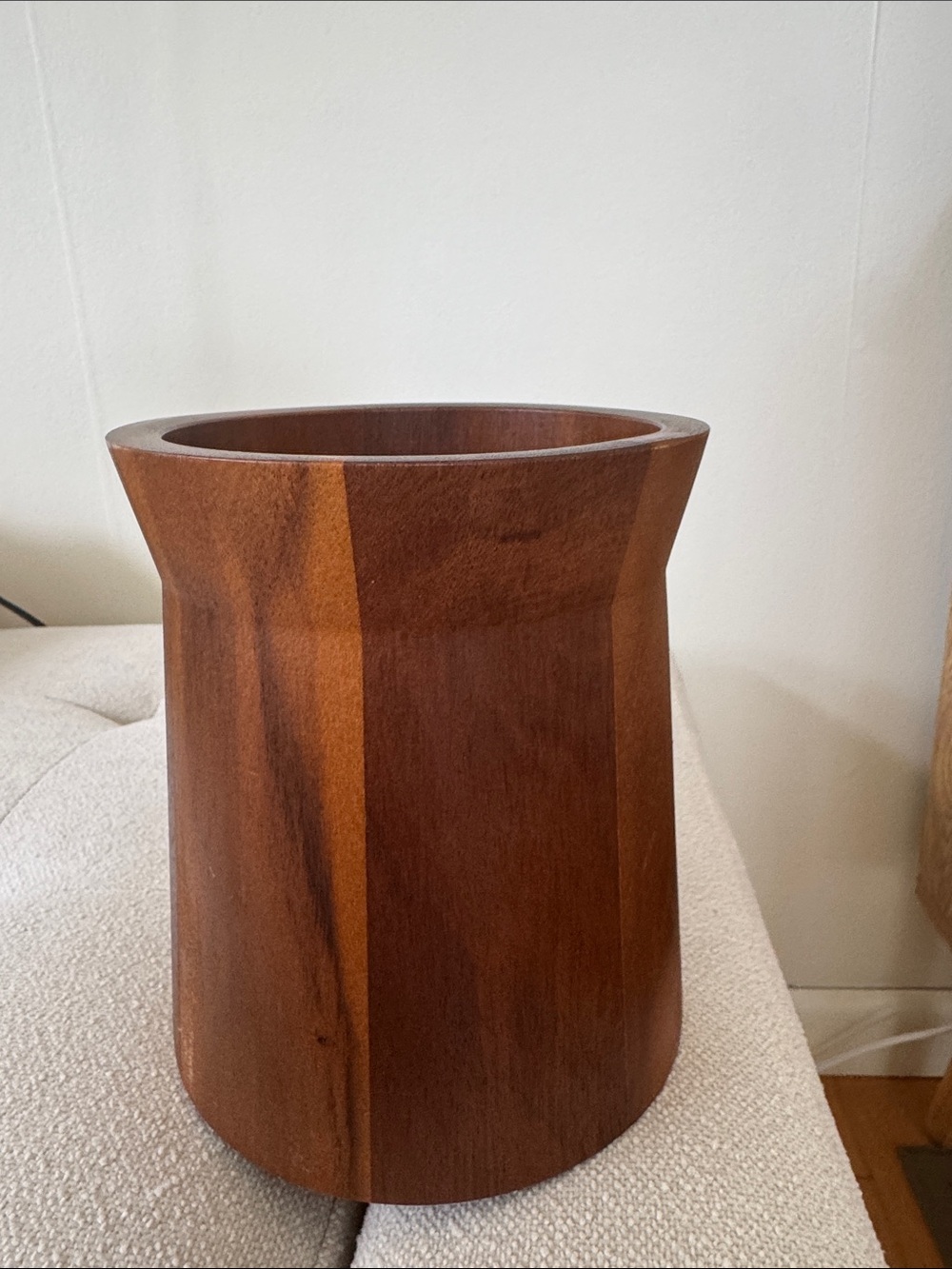 NEW!!! Crate&Barrel Brown Acacia Wood Round utensil holder